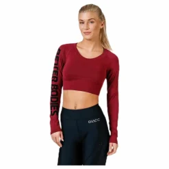 Bowery cropped LS Red
