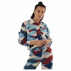 Lima Mountain Peaks Pink