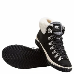 Out n About Plus Conquest Black