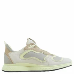 ST.1 Laced Shoes Yellow