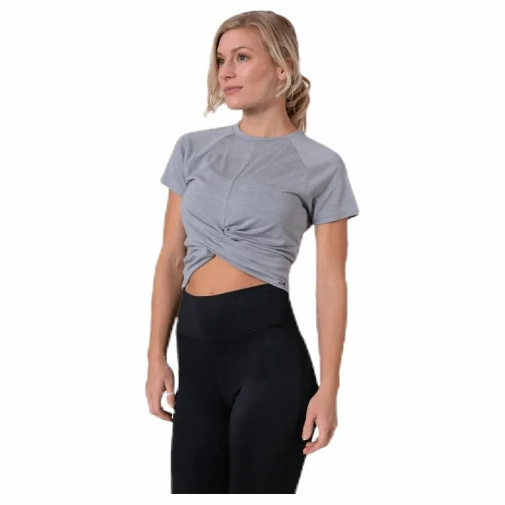 Studio Cross Tee Grey