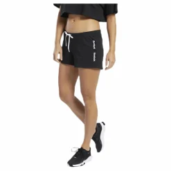 Te Linear Logo Short Black