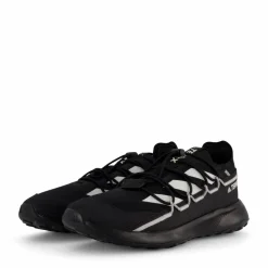 Terrex Voyager 21 Travel Shoes Core Black / Chalk White / Grey Two