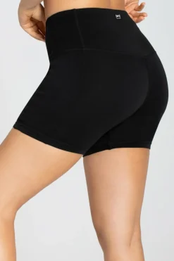 W Liquid Flow Shorts Black
